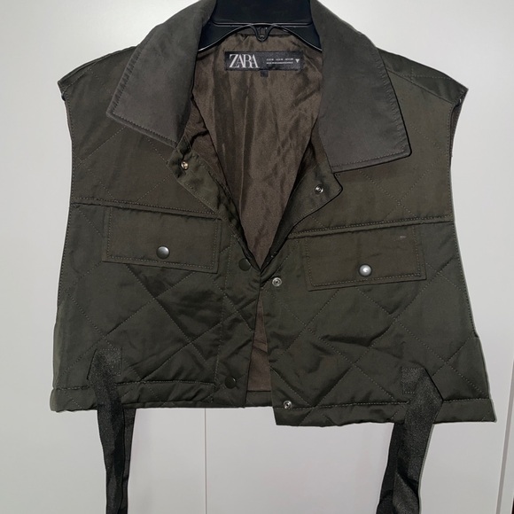 Zara Women's Olive Quilted Vest - Picture 1 of 3